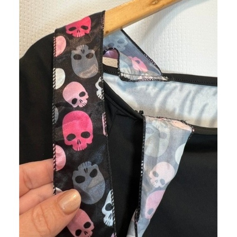 Banned Apparel Sugar Skull Top Mall Goth Y2K Alt Grunge Punk Graphic Tee Vintage - Picture 4 of 7